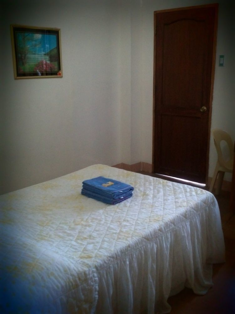 Hilltop Cottages Лобок Екстериор снимка
