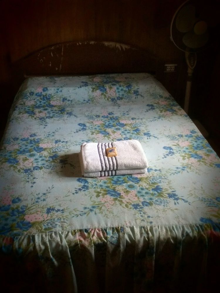 Hilltop Cottages Лобок Екстериор снимка
